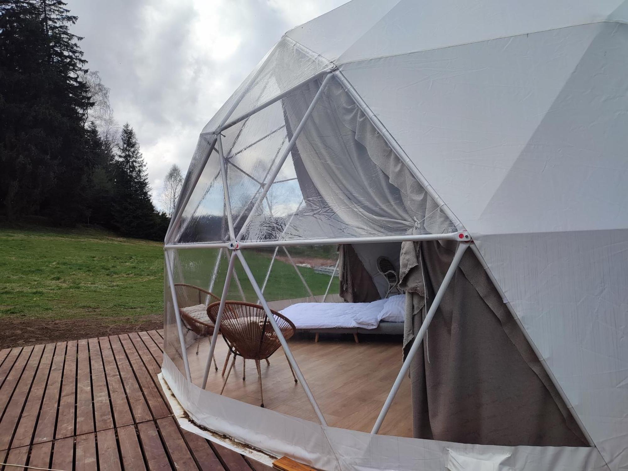 Forrest Glamp Hotel Mieroszow Bagian luar foto