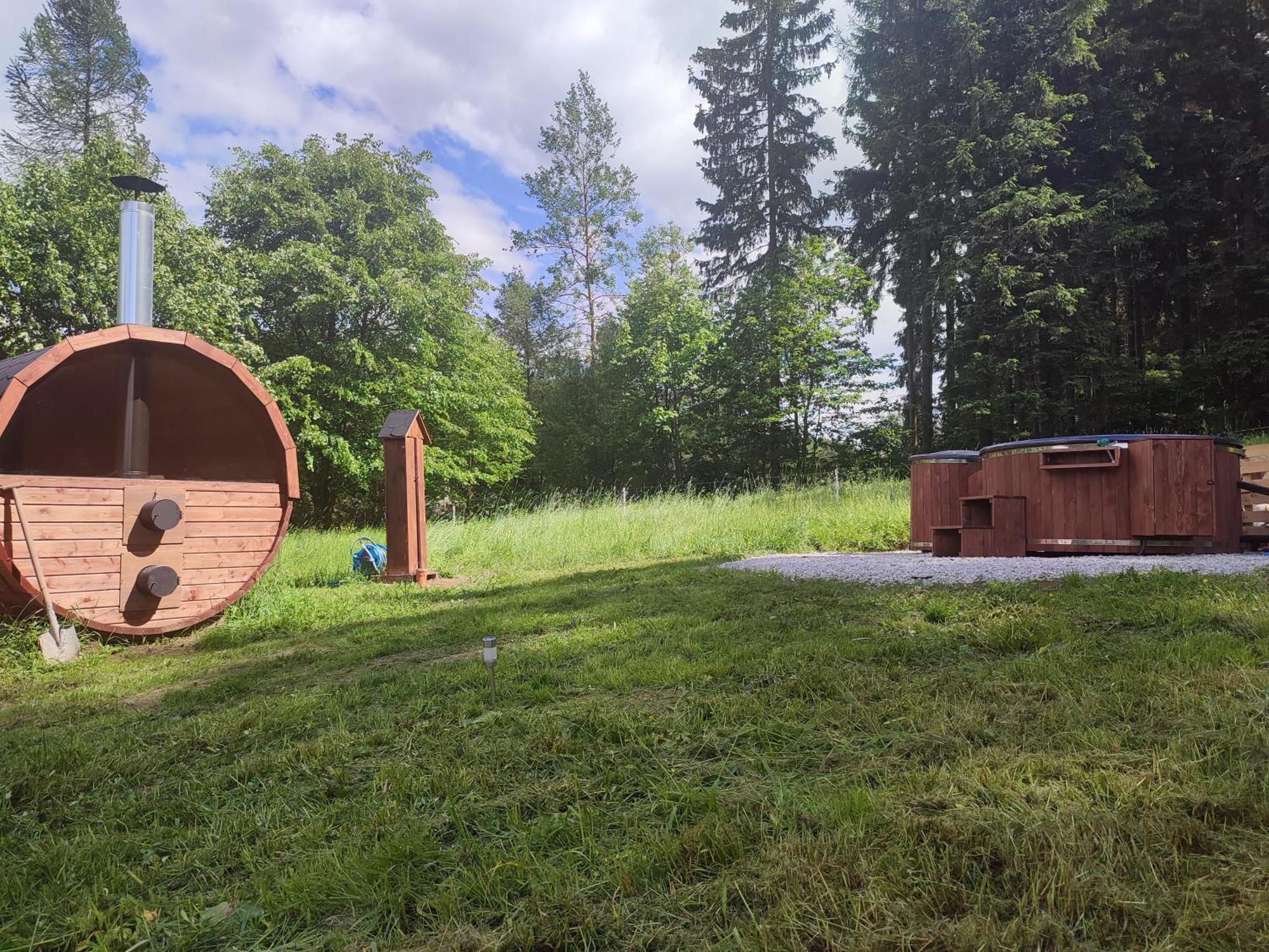 Forrest Glamp Hotel Mieroszow Bagian luar foto